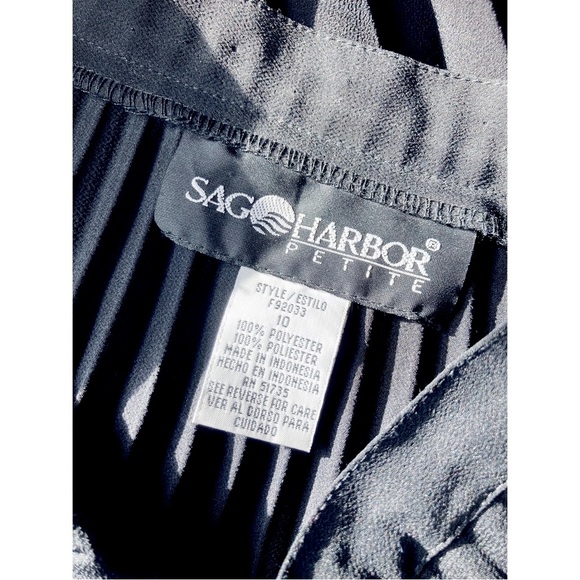 Sag Harbor Small Pleated Tea Length Skirt Black Vintage 10P Midi - Picture 5 of 6